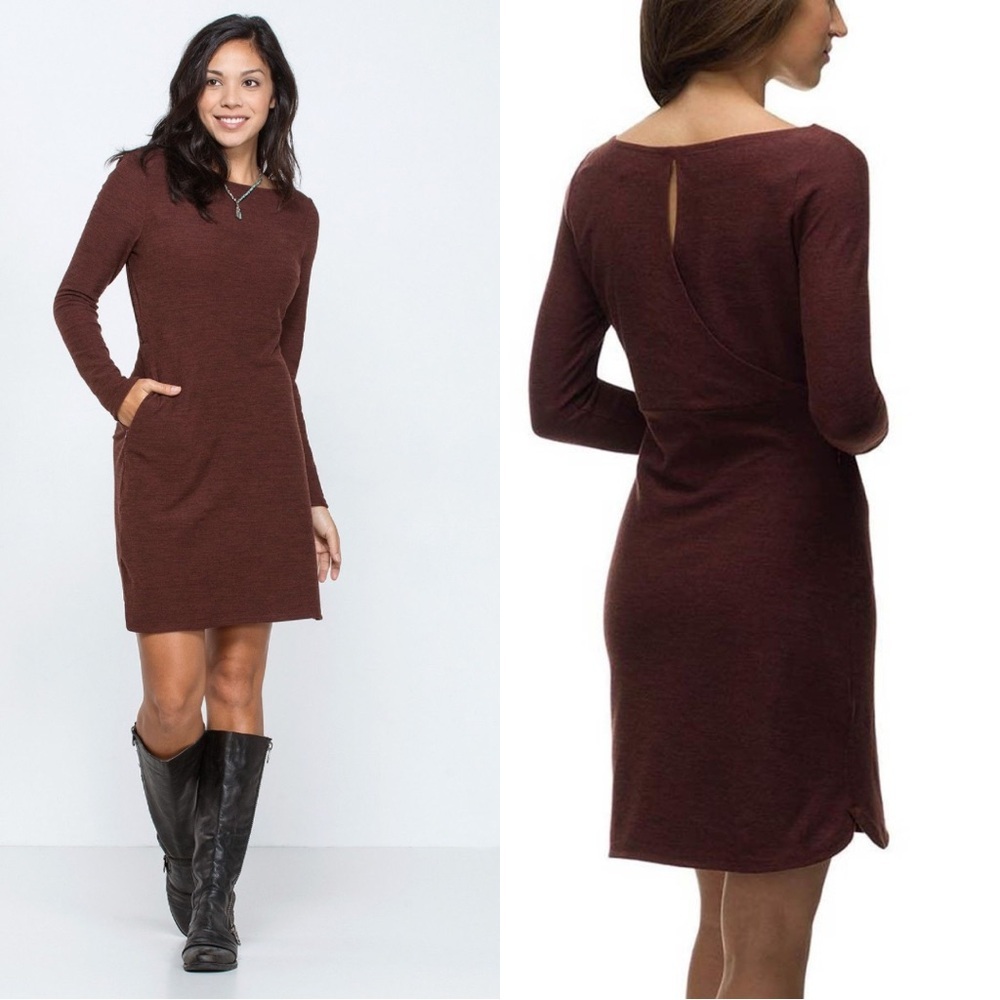Long-Sleeve Brown Knit Shift Dress